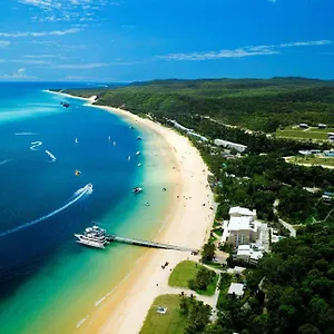 **** Resort Island Australia